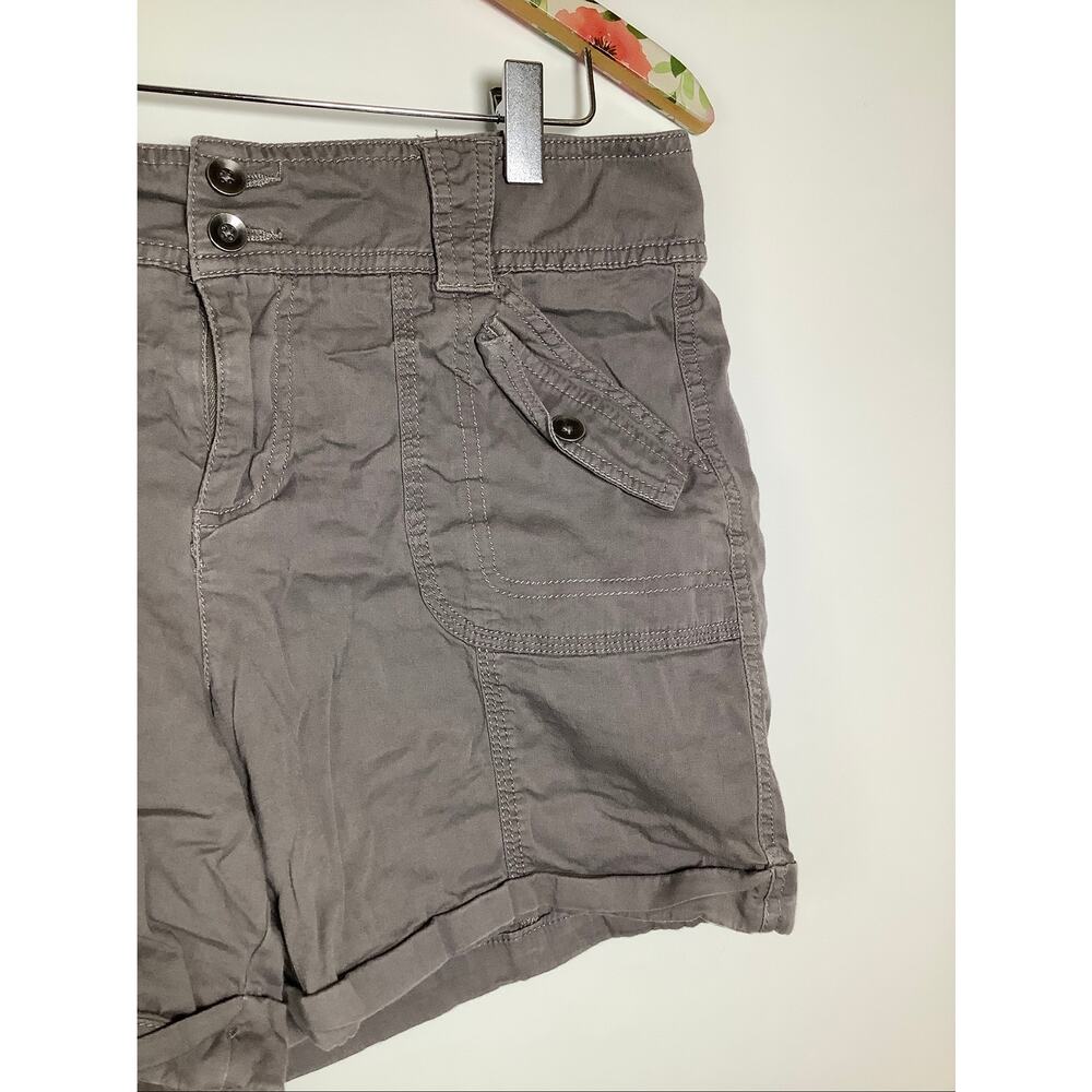Sonoma Goods for Life Women's 12 Grey Cargo Shorts Utility Gorpcore Y2K W8-7 - Picture 2 of 6